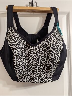 Lane Bryant High Impact Sports Bra with White Geometric Print